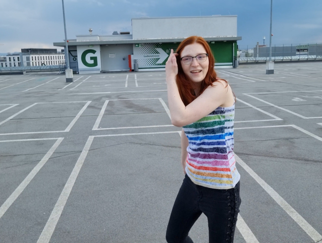 Download: FinaFoxy - Fuck!!! Beim Blasen im Einkaufszentrum erwischt!!!