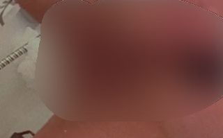 Download: Flottemucki - Feuchte fotze wird unter der Dusche mit der Haarbürste gefickt?