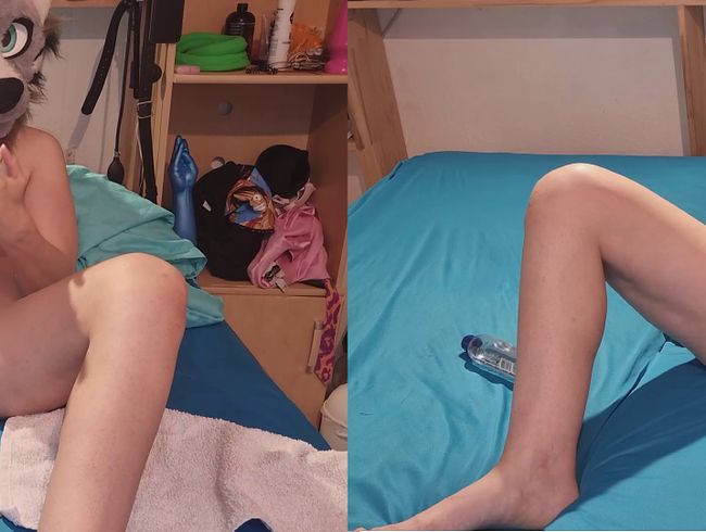 Download: FrayaAdullt - Dildo Pfötchen an der Fotze