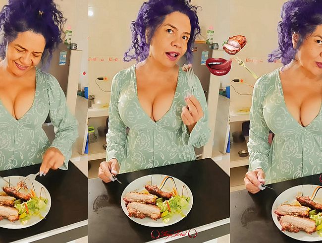 Download: FreyaDevil - Das gierige Schweinchen und ihre hüpfenden Brüste