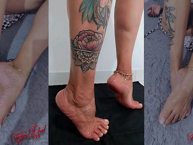 Download: FreyaDevil - Fußfetisch Nahaufnahme – Zehen und Sohlen