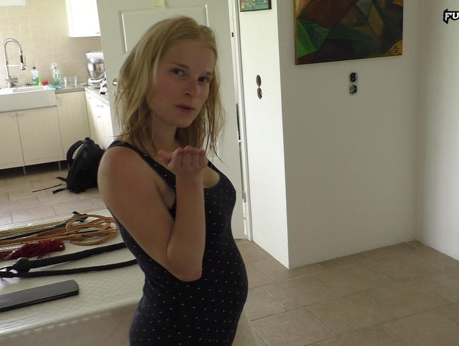 Download: FucknFetish - Wannenfick Mit 8 Orgasmen! - Part 2