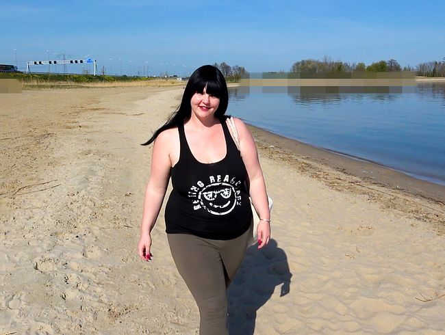 Download: FunFuckPaar - BBW-TEEN bekommt fremde Schwänze beim Outdoor-Sex