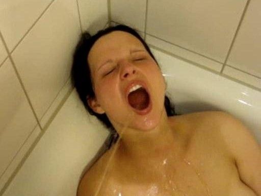 Download: GangbangTeen - NS Schlucken...EXTREM