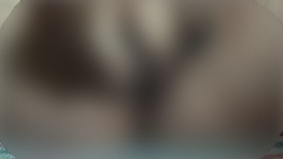 Download: Geile-hexe85 - Pissen auf dem Tisch