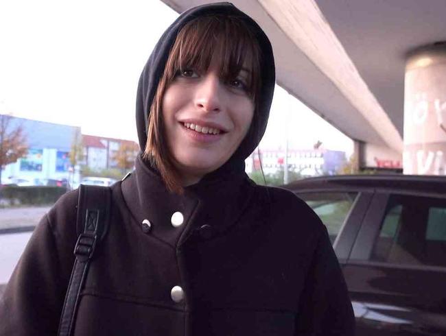 Download: German-Scout - GERMAN SCOUT - Extrem versauter Sex mit 23 Jahre jungen Silvia bei Straßen Casting