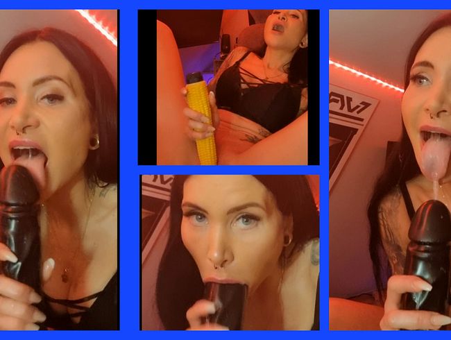 Download: Ginabae - Kleine Cam Show mit xxl Dildo (Keine Ton)