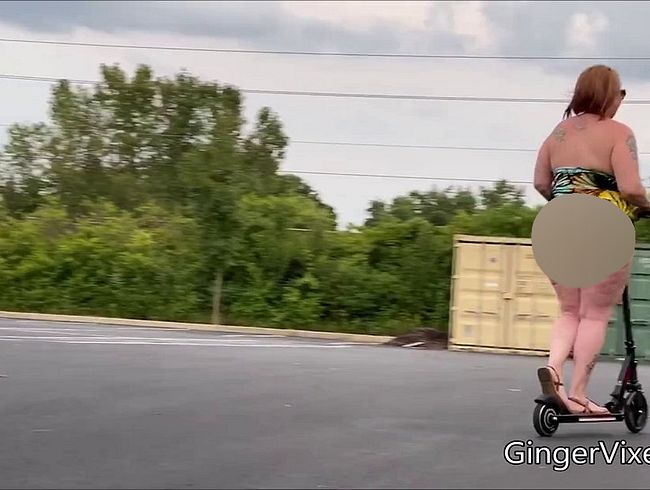 Download: GingerVixenXXX - Flashing Scooter Exhibitionist