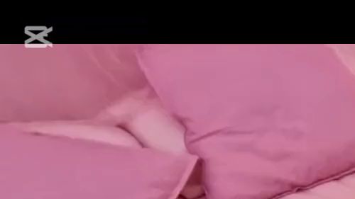 Download: Giovanni2389 - Ich werde die Brünette und die Rothaarige in Barbies Bett flachlegen.