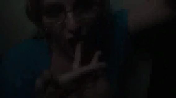 Download: Glory-Glasses - Glory Hole. Komm steck dein Schwanz durch das Loch