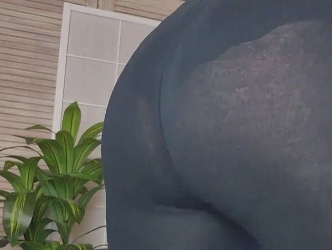 Download: Goddess_Violett - Custom Clip - Du wichst nur, wenn du mein Arsch siehst!