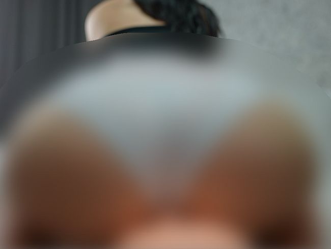 Download: HOTSEXTAPE - Facesitting, Furzen! Stinkender großer Hintern. Wackelnder Arsch