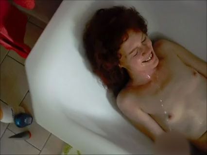 Download: HarzHure - Ich werde in der Wanne vollgepisst und was mache ich danach ?