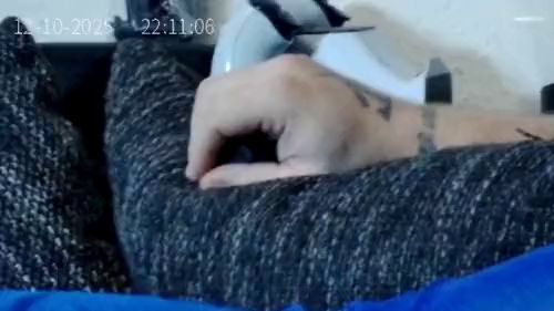 Download: HeissesRotkaeppchen - Geiler Blowjob im Live-Stream