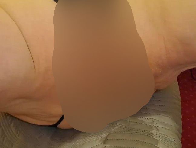 Download: Holy-Molly - Fingern, fisten und ein bisschen Squirten mit schwarzem Latexhandschuh, POV