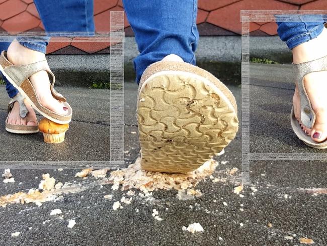 Download: Honey-Bitch - Bixxi - Muffinzerstörung für Liebhaber