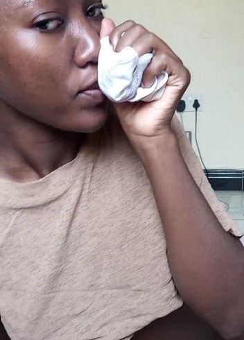 Download: Honey_Beez - Sinnlicher Rauch, Verführung und intimes tiefes Schnuppern – nur für Sie