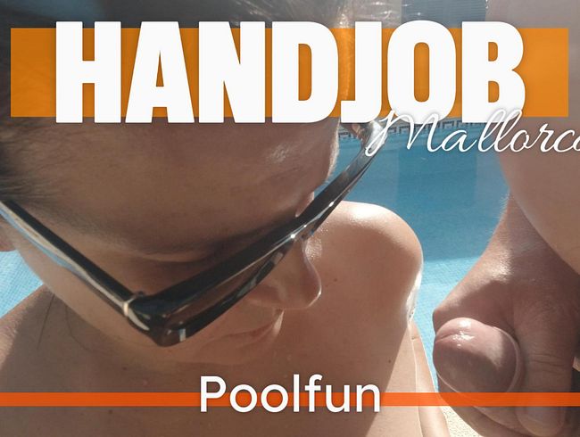 Download: HornyRose - WOW - Die neue Urlaubsbekanntschaft spritzt mir am Pool auf die Titten