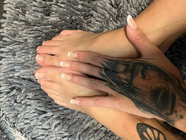 Download: HotFeli_ - Fußliebhaber aufgepasst