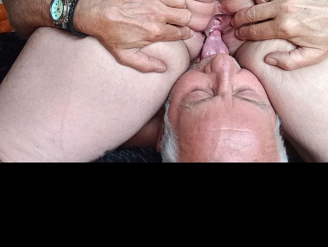 Download: HotSilli152 - Versautes Facesitting