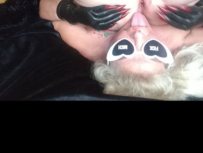 Download: HotSilli152 - Heute ist ANALTAG