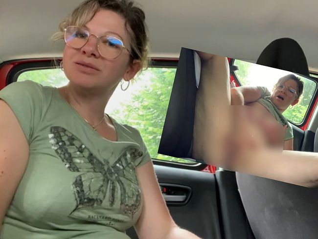 Download: Hot_Angel - Riskant! Am Wanderparkplatz gefingert!