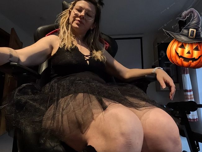 Download: Hot_Angel - Süßes oder Mich? :)