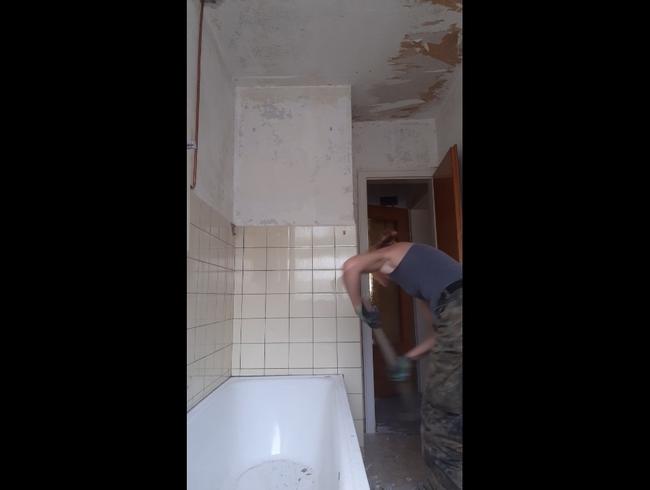 Download: HungrigesBiest - Geiler Arsch kleine Titten rasierte Achseln, starke Frau