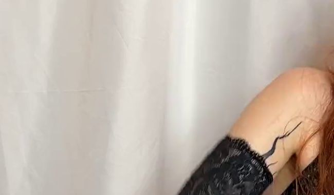 Download: Hxylxx - Selbstbefriedigung  - Squirten - im schwarzen Dessous