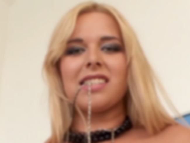 Download: Ina-Maria - Rudelbumsen extrem! Alle drei Löcher werden aufgebohrt!