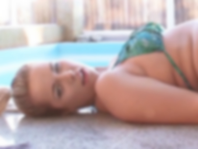 Download: Ina-Maria - Vollgepumptes Spermafötzchen nach krasser Pool-Fickorgie!!!