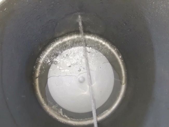 Download: Intimissimo-Micha - Sperma- Pissgemisch im Putzeimer