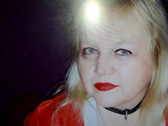 Download: Intimissimo-Micha - In Nicoles Höschen gewichst