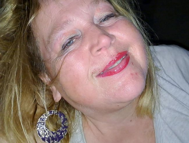 Download: Intimissimo-Micha - Blasschlampe Nicole ins Maul gefickt