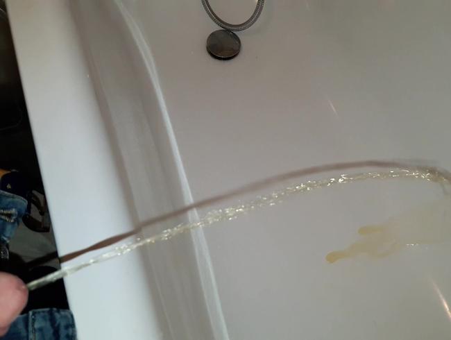 Download: Intimissimo-Micha - Zeit für ne Pissdusche für dich