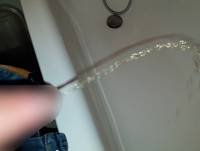 Download: Intimissimo-Micha - Zeit für ne Pissdusche für dich