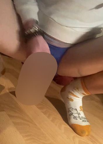 Download: JacquelineSExxY67 - Anal und spritzig