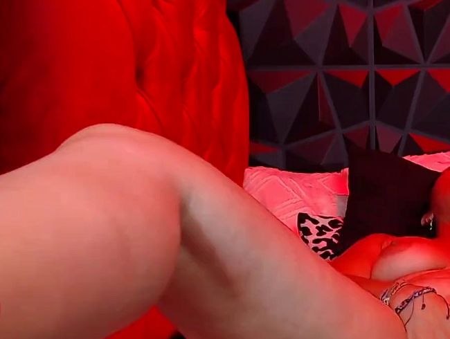 Download: JeniferLove - Ich wartete auf meinen Stiefsohn und spielte in seinem Zimmer p4 (Ohne Ton)