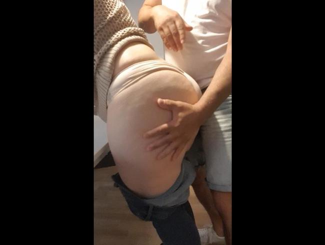 Download: Jenny336 - Quickie am Küchentisch