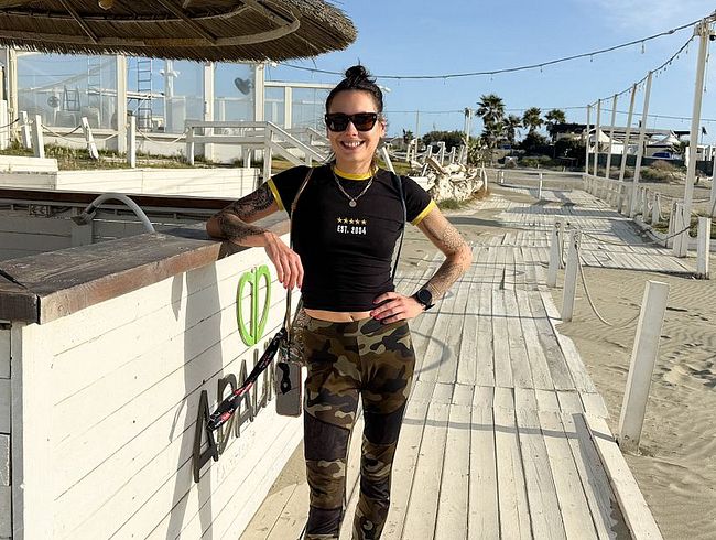 Download: Jenny_Stella - SAND in der FOTZE & WIESO steck der BASEBALLSCHLÄGER in meinen Löchern? Mein HERBST-STRAND-TAG!!