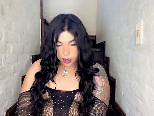 Download: JessieRoss - Lutsch meine Füße und hör zu, wie meine Eier hüpfen