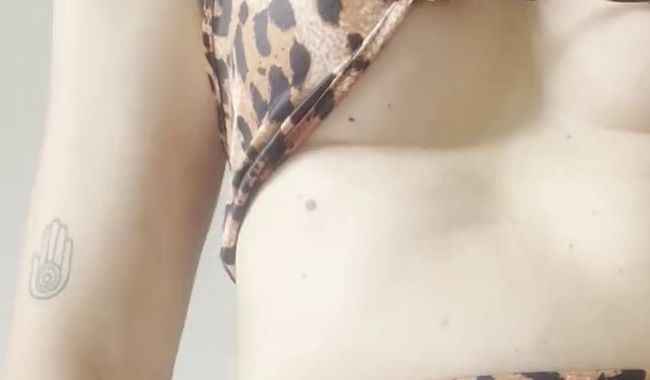 Download: Jessy_outside - Buschfotze sucht Buschbären für versaute Zweisamkeit!