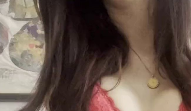 Download: Jessy_outside - Warum ist mir heute nur so sehr heiß? Verdammt nochmal!