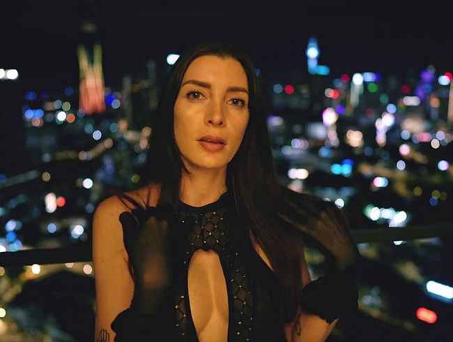 Download: Jessy_outside - Könntest du bei diesem Anblick schwach werden? ;) hmmmm... :) (Ohne ton)