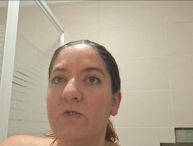 Download: Josy_Rose - Werde ich jetzt gekündigt? Meine Pussy ganz nah im Netz