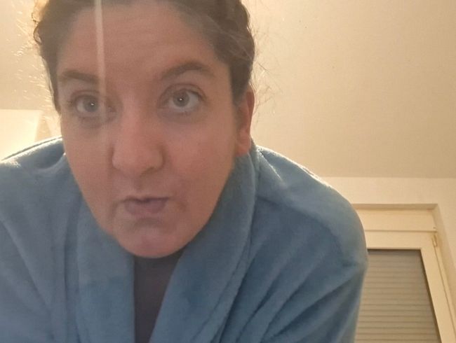 Download: Josy_Rose - Mach ich das jetzt wirklich? 1. Orgasmus vor laufender Kamera