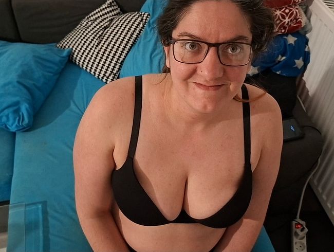 Download: Josy_Rose - Das war außerhalb meiner Komfortzone! Mein erster Blowjob