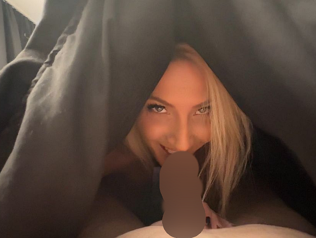 Download: Julia-Winter - Guck mal wer da Lutscht! So will doch jeder Mann geweckt werden! Oder?