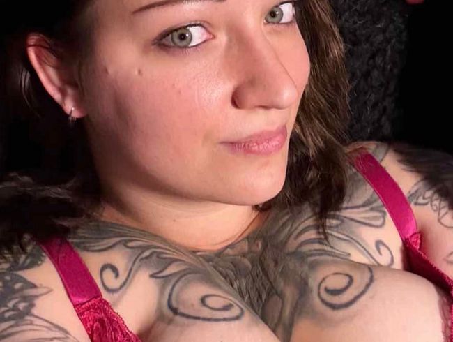 Download: Julia_Deluxe - Blowjob Deluxe