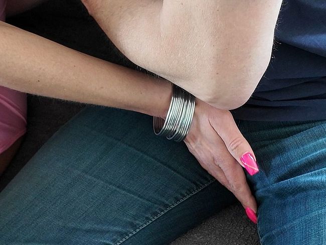 Download: JulieDevine - A good friend visited me...